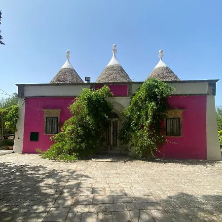 Trullo Rosa Cisternino